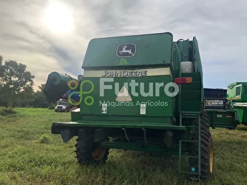 COLHEITADEIRA JD 1550 C/ PLAT 22 PÉS