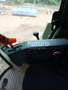 COLHEITADEIRA JOHN DEERE 1470 ANO 2013