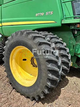 COLHEITADEIRA JOHN DEERE STS 9770 ANO 2014
