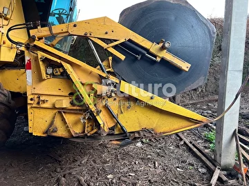 COLHEITADEIRA NEW HOLLAND TC 57 ANO 2007