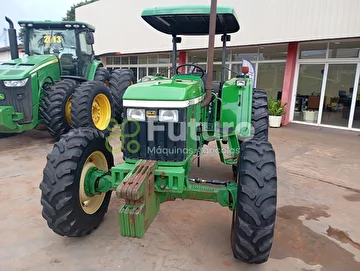 TRATOR JOHN DEERE 5600 ANO 1997