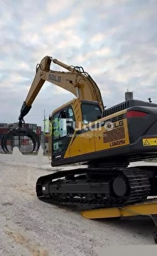 ESCAVADEIRA SDLG LG6225E ANO 2022