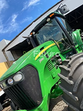 TRATOR JOHN DEERE 7200J ANO 2018