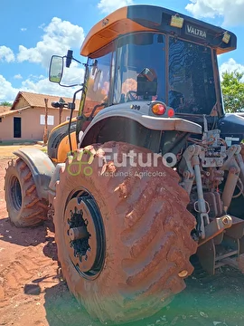 TRATOR VALTRA BT 210 ANO 2013