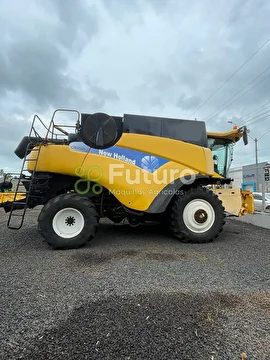 COLHEITADEIRA NEW HOLLAND CR 9060 ANO 2012