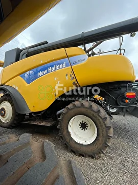 COLHEITADEIRA NEW HOLLAND CR 9060 ANO 2012