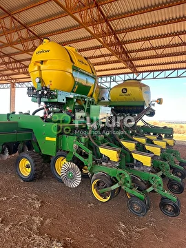 PLANTADEIRA JOHN DEERE DB 40 ANO 2018