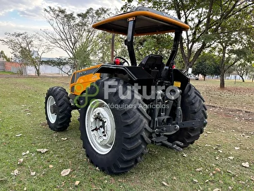 TRATOR VALTRA A 750 ANO 2012