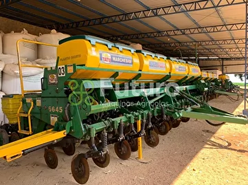 PLANTADEIRA TATU MARCHESAN ULTRA FLEX ANO 2016