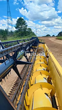 PLATAFORMAS NEW HOLLAND 30 PÉS ANO 2011