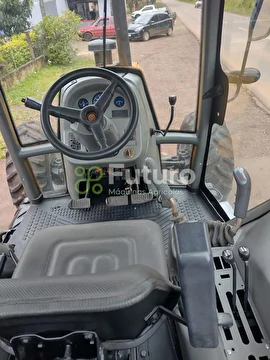 TRATOR VALTRA BH 145 ANO 2007