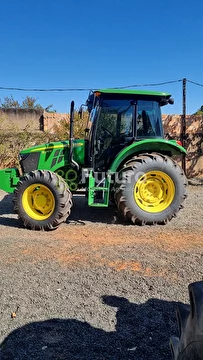 TRATOR JOHN DEERE 5070E ANO 2022