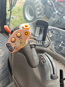 TRATOR NEW HOLLAND TM 180 ANO 1999