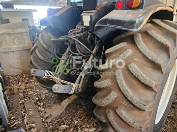 TRATOR VALTRA BH 180 ANO 2013