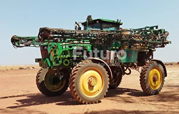 PULVERIZADOR JOHN DEERE 4730 ANO 2013