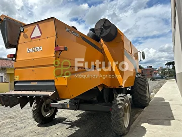 COLHEITADEIRA VALTRA BC 4500 ANO 2014