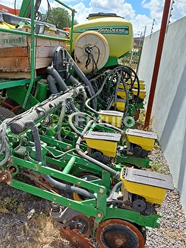 PLANTADEIRA JOHN DEERE 2117 ANO 2020