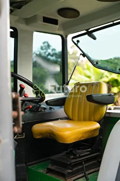 TRATOR JOHN DEERE 6405 ANO 2004