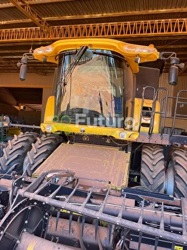 COLHEITADEIRA NEW HOLLAND CR 9080 ANO 2012