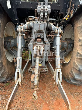 TRATOR VALTRA BH 165 ANO 2013