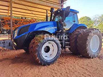 TRATOR NEW HOLLAND T8.385 ANO 2011