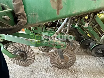 PLANTADEIRA JOHN DEERE 1113 ANO 2008