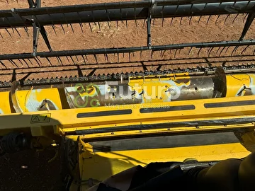 COLHEITADEIRA NEW HOLLAND TX 5.90 ANO 2020