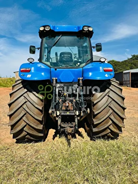 TRATOR NEW HOLLAND T8.270 ANO 2012