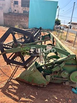 COLHEITADEIRA JOHN DEERE 1185 ANO 2001