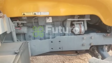 TRATOR VALTRA BT 210 ANO 2011