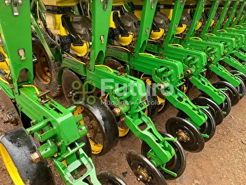 PLANTADEIRA JOHN DEERE 1111 ANO 2014