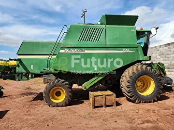 COLHEITADEIRA JOHN DEERE 1550 ANO 2004