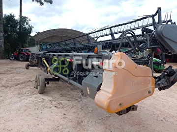 COLHEITADEIRA VALTRA BC 8800 ANO 2015