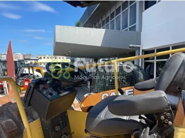 ROLO COMPACTADOR DYNAPAC CA250 ANO 2005