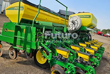 PLANTADEIRA JOHN DEERE 2113 CCS ANO 2020