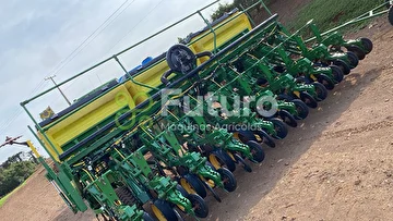 PLANTADEIRA JOHN DEERE 1111 ANO 2013