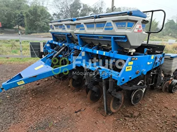 PLANTADEIRA NEW HOLLAND SOLT 10 ANO 2014