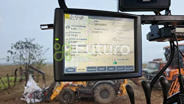 TRATOR CASE PUMA 225 ANO 2013