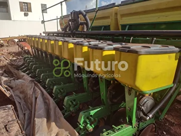 PLANTADEIRA JOHN DEERE 1113 ANO 2014