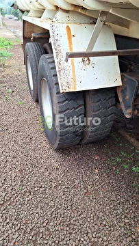 CAMINHÃO MERCEDES BENZ 1620 ANO 2004