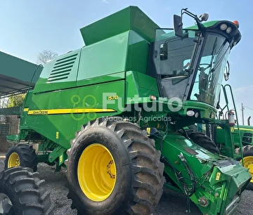 COLHEITADEIRA JOHN DEERE 1570 ANO 2009