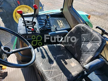 TRATOR JOHN DEERE 6300 ANO 2000