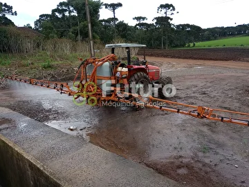 PULVERIZADOR JACTO 800 LITROS ANO 2010