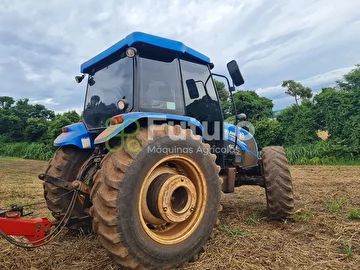 TRATOR NEW HOLLAND TL 95E ANO 2013