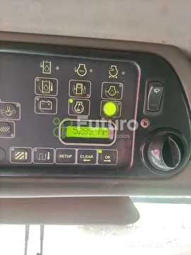 COLHEITADEIRA MASSEY FERGUSON 9690 ANO 2013
