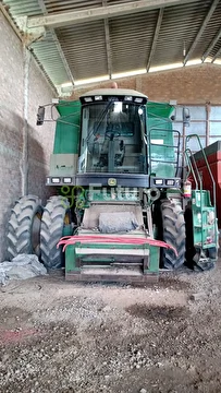 COLHEITADEIRA JOHN DEERE 1450 ANO 2005