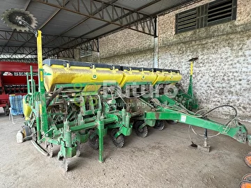 PLANTADEIRA JOHN DEERE 1113 ANO 2008
