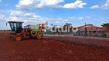 PULVERIZADOR FORD 7610 ANO 2010
