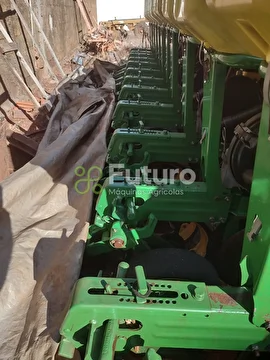 PLANTADEIRA JOHN DEERE 1113 ANO 2014