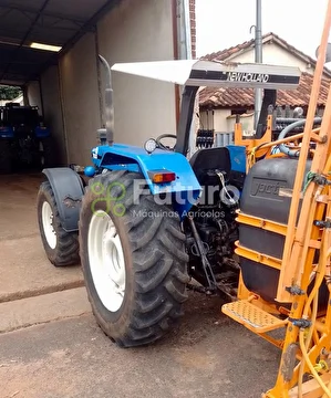 TRATOR NEW HOLLAND 7630 ANO 2004